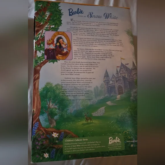 Barbie®️ Snow White - Picture 2 of 7